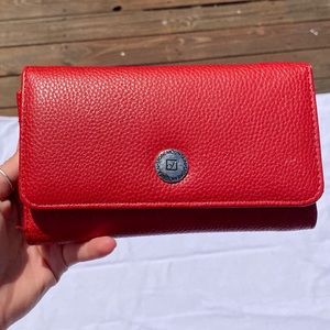 Red tri-fold clutch wallet from Stonemountain